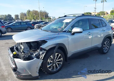 2023 Toyota Corolla Cross Xle z USA, uszkodzony, nr VIN 7MUDAABG9PV064131